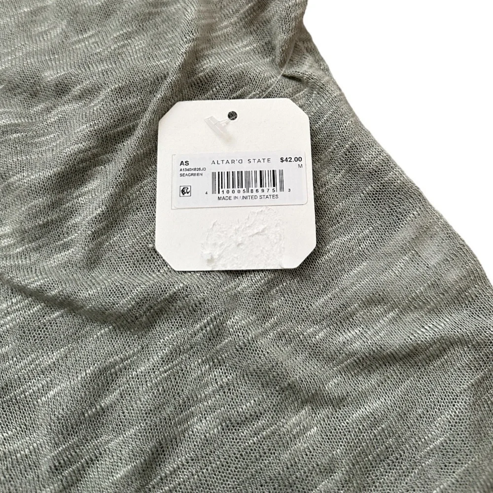 NWT Altare'd State Shreya Cropped Tee Green Size Medium - Picture 8 of 10